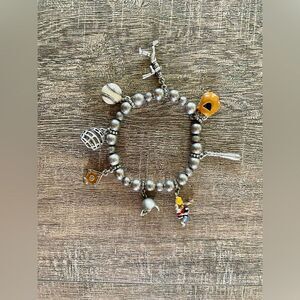 Vintage metal & yellow baseball charm bracelet, catcher mit bat glove hat helmet